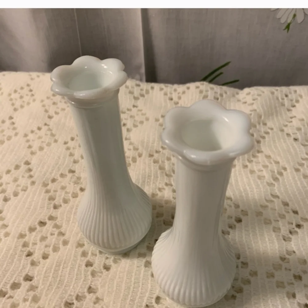 Vintage 2 Randall Glass Vases -White-EUC - Picture 2 of 13